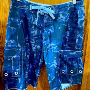 Oakley Board Shorts Size 34